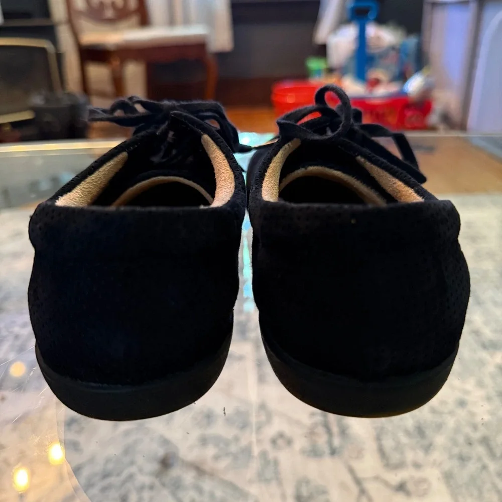 Naturalizer Womens Black Perforated Suede Lace Up Sneakers Flats Size 8.5 M